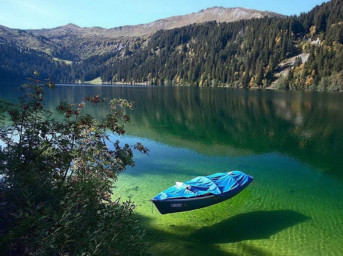 какое самое чистое озеро на планете