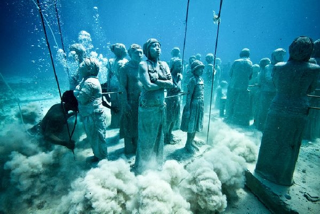 Подводный музей в Мексике (12)