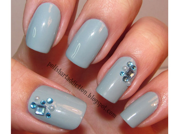 05-nail-art-bridal-blue