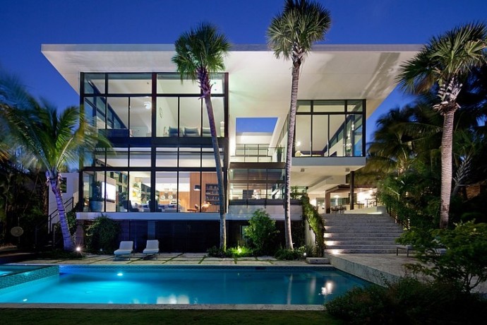 Роскошный дом в Майами (1)