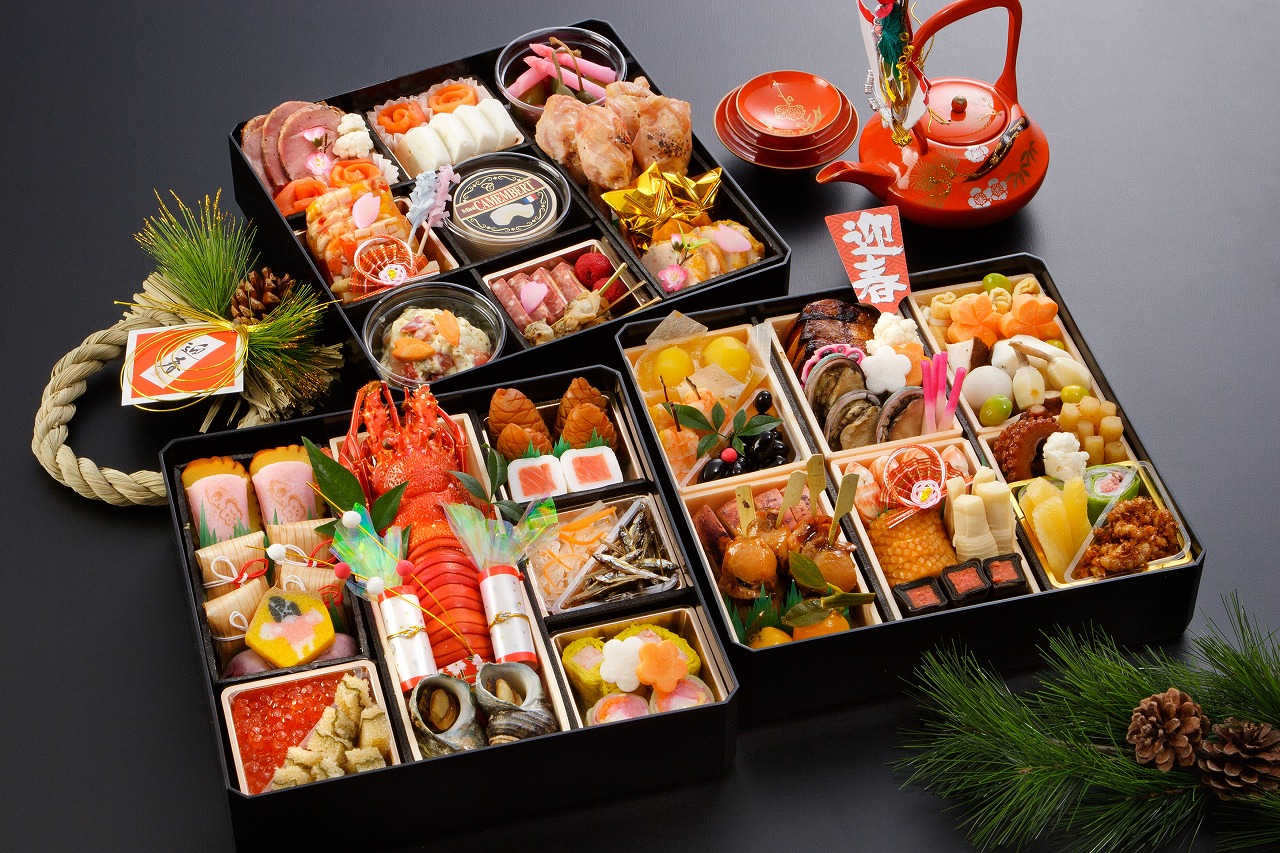 Какое блюдо дало название развлекательному мероприятию. Осэти РЁРИ. Осечи Рери. Осэти Рери в Японии на новый год. Новогодняя традиционная осэти РЁРИ.